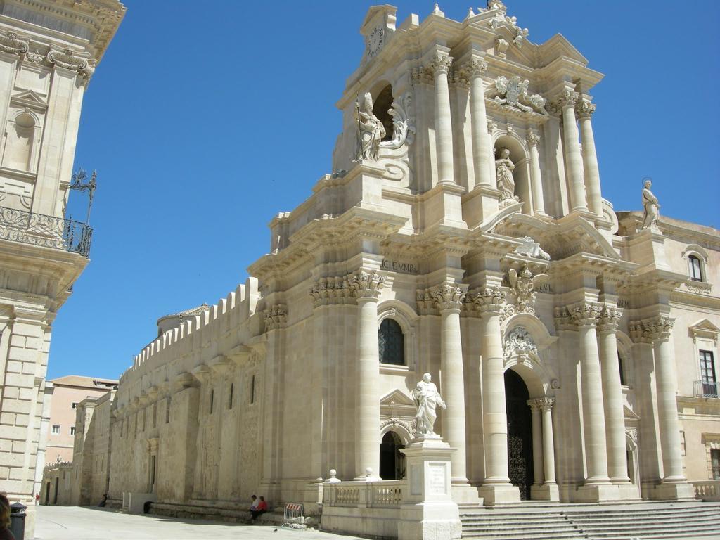 Syracuseapartments Isonzo Di Siracusa Stupendo Appartamento Vicino Ad Ortigia E A 200M Dal Mare Dış mekan fotoğraf